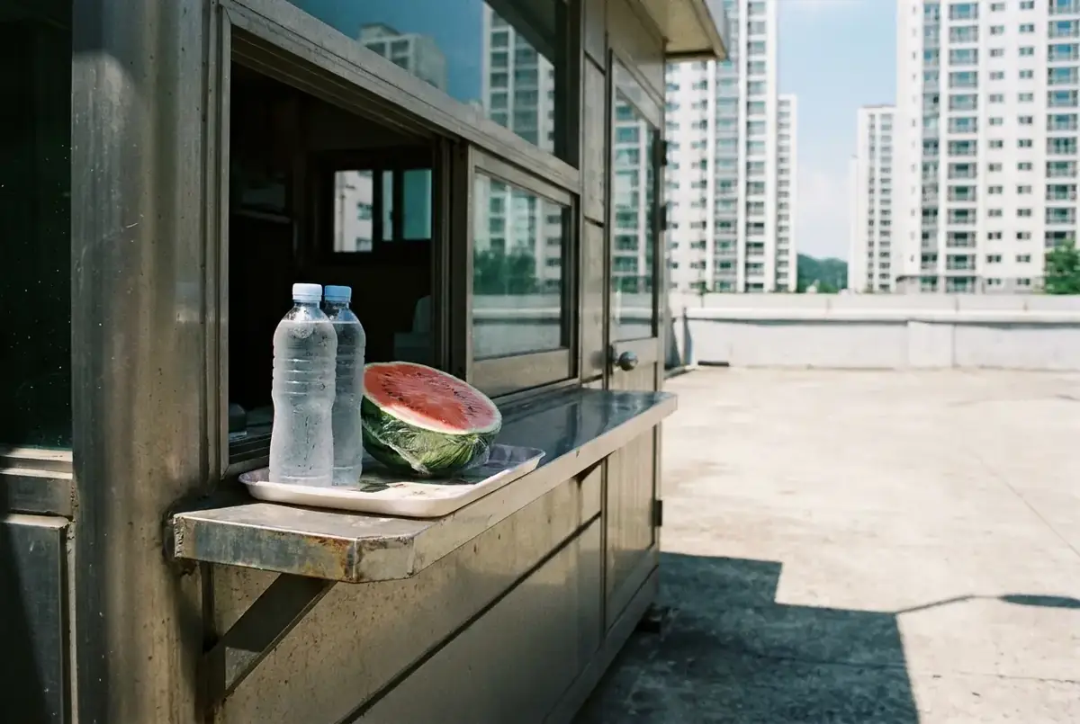 ‘배려’, 그늘 한 뼘을 나누는 일